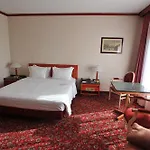 Russott 4* ميستر