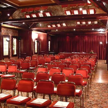 Russott Hotel 4*