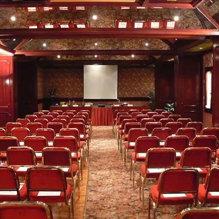 Hotel Russott 4*