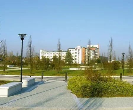 Hotel Russott 4*