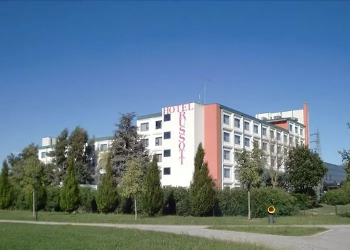 Russott Местре