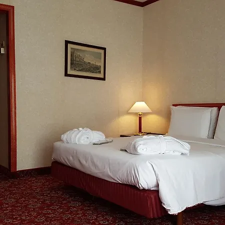 Russott Hotel 4*